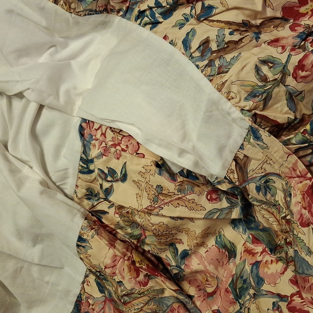 Ralph Lauren Floral Cream Blue Pink Decorative Bedding Bedskirt - Picture 4 of 4